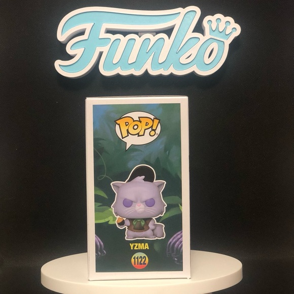 Yzma- 1122 (2021 Fall Convention Exclusive)- Disney- Mint Condition- Funko - Picture 4 of 8